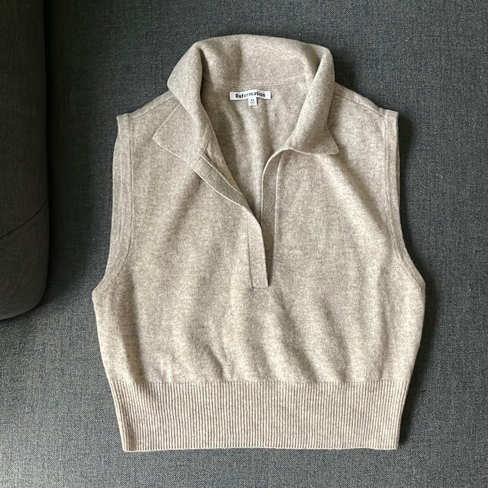 NWOT Reformation Gezim Collared Sweater Vest